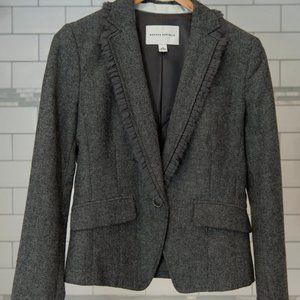 Grey herringbone Blazer with pretty ruffle lapel detail Sz 4